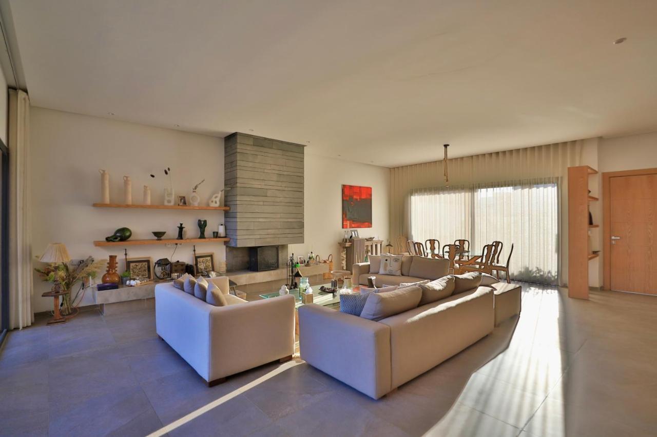 Magnifique villa avec piscine Ville Nouvelle Extérieur photo